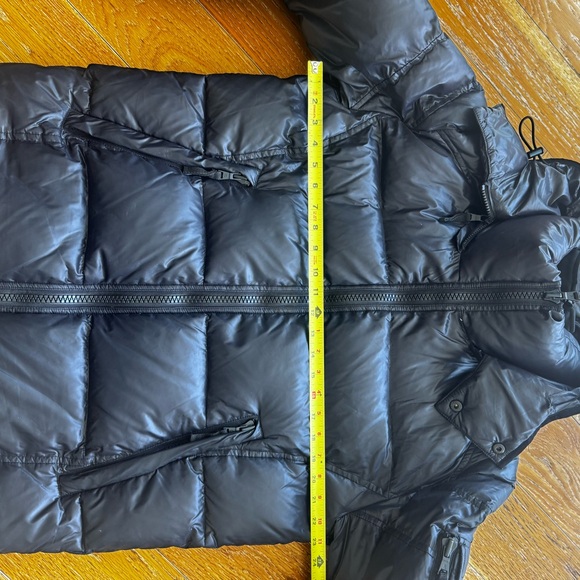 Men's Black Hooded Puffer Jacket - Picture 5 of 6